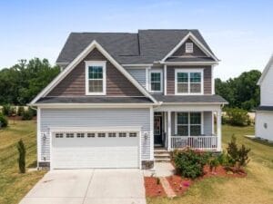 Stunning house in Calgary with modern features and ample space, perfect for families looking to settle in the area